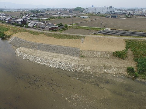 窪田地区 低水護岸他工事