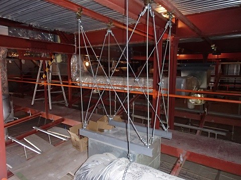 奈良大学講堂・図書館吊天井及び非構造部材落下防止工事