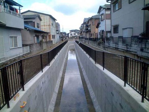 蟹川河川拡幅工事（総合治水対策事業）