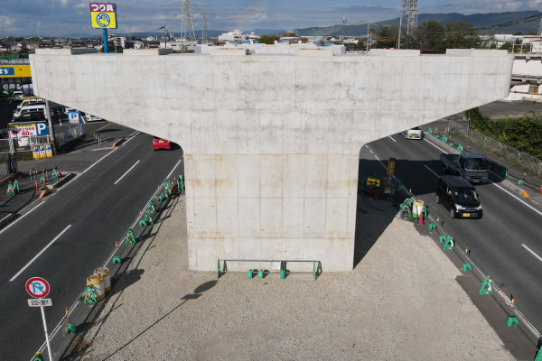 大和北道路横田第一高架橋（下部工）工事