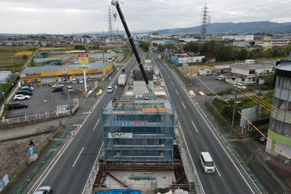 大和北道路横田第一高架橋（下部工）工事