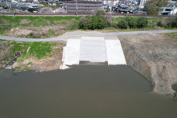 大和川立野南地区堤防整備他工事